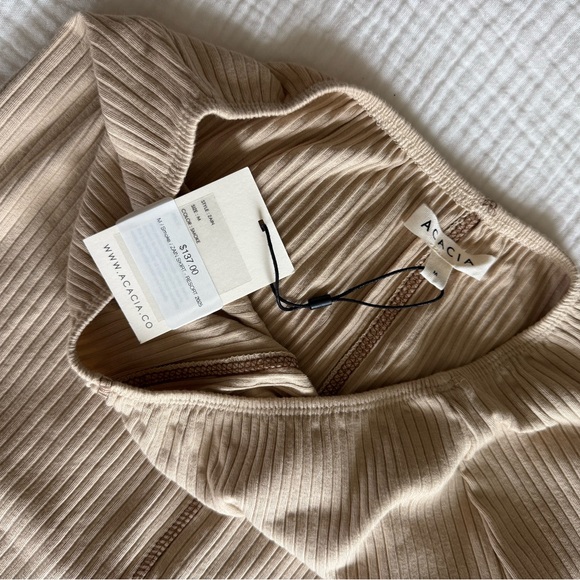 ACACIA Zain Beige Ribbed Skirt in Smoke size M - Picture 5 of 6